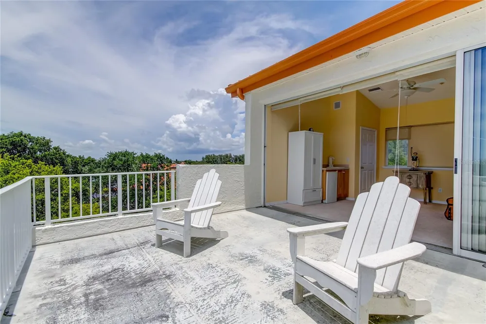 1575 PINELLAS BAYWAY WAY S #1575 Tierra Verde, FL 33715