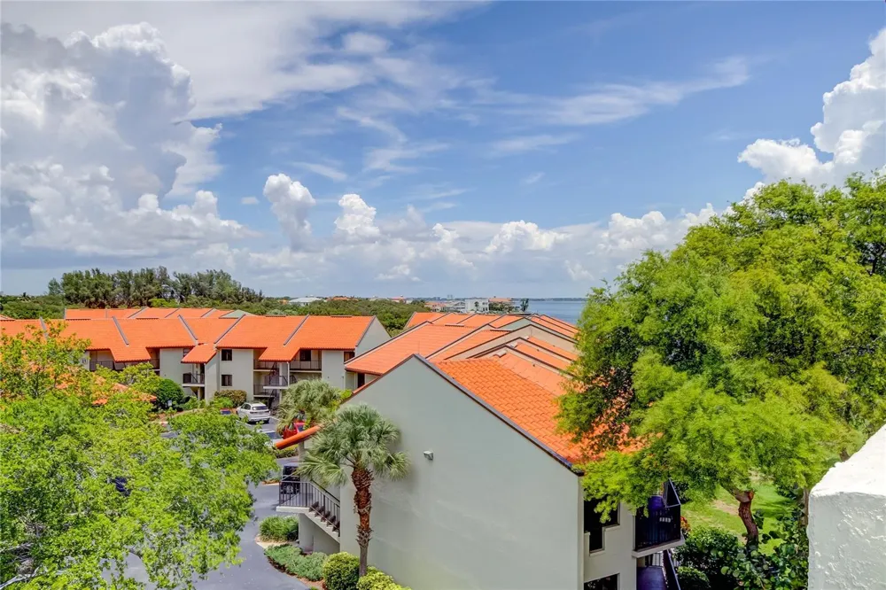 1575 PINELLAS BAYWAY WAY S #1575 Tierra Verde, FL 33715
