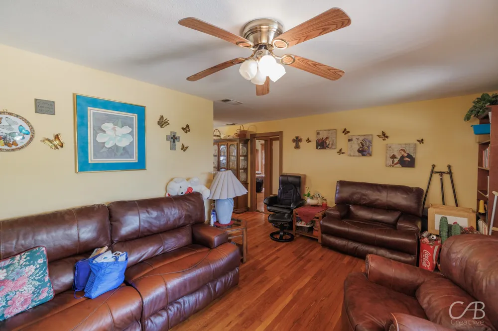1406 W Commerce Street Eastland, TX 76448