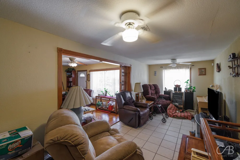 1406 W Commerce Street Eastland, TX 76448