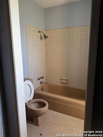22428 FM 2093 Harper, TX 78631
