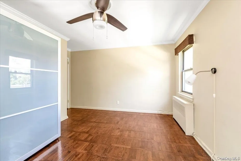 1205 E Broadway #F-13 Hewlett, NY 11557