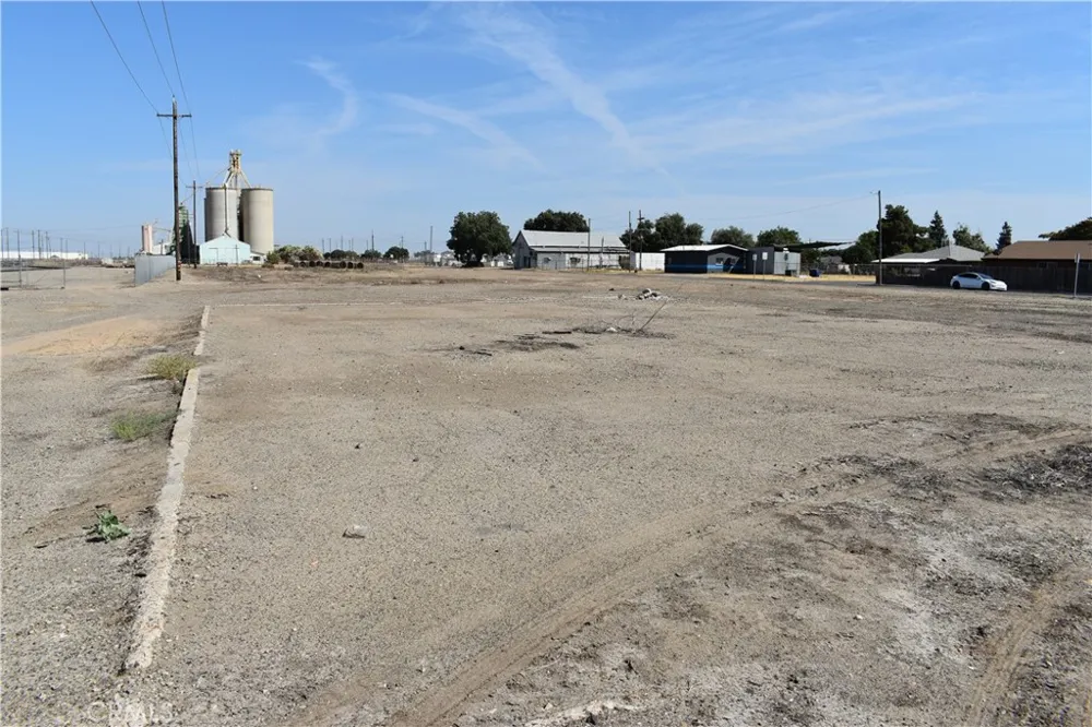 430 Front Chowchilla, CA 93610