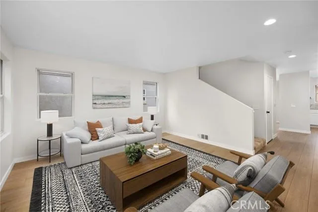 2627 W Vernon Avenue Los Angeles, CA 90008