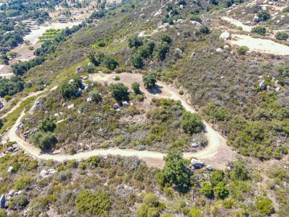 Calle Huerta Murrieta, CA 92562