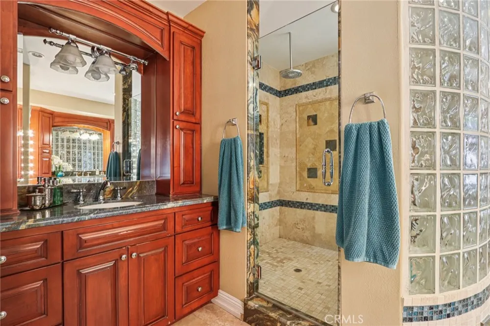 1951 Scarborough Lane San Dimas, CA 91773