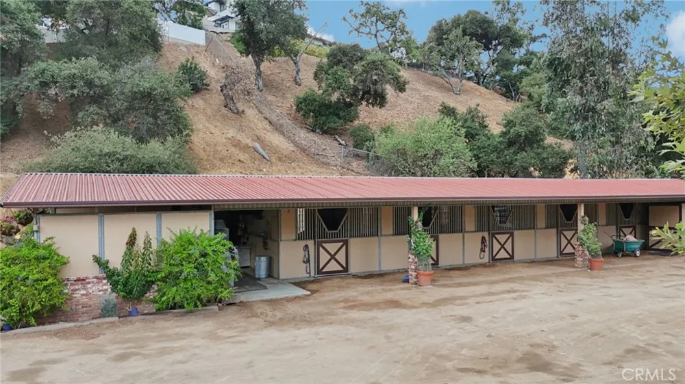 1951 Scarborough Lane San Dimas, CA 91773