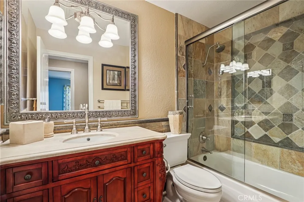 1951 Scarborough Lane San Dimas, CA 91773
