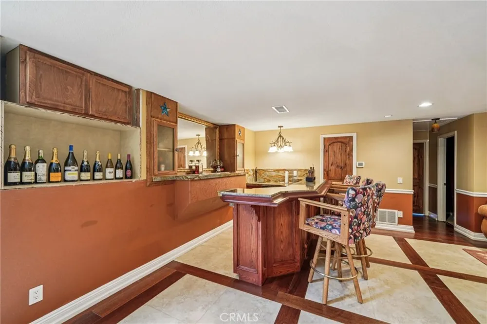 1951 Scarborough Lane San Dimas, CA 91773
