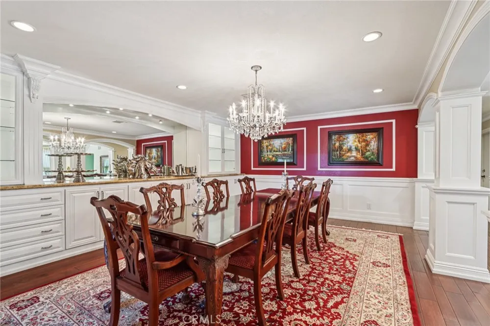 1951 Scarborough Lane San Dimas, CA 91773