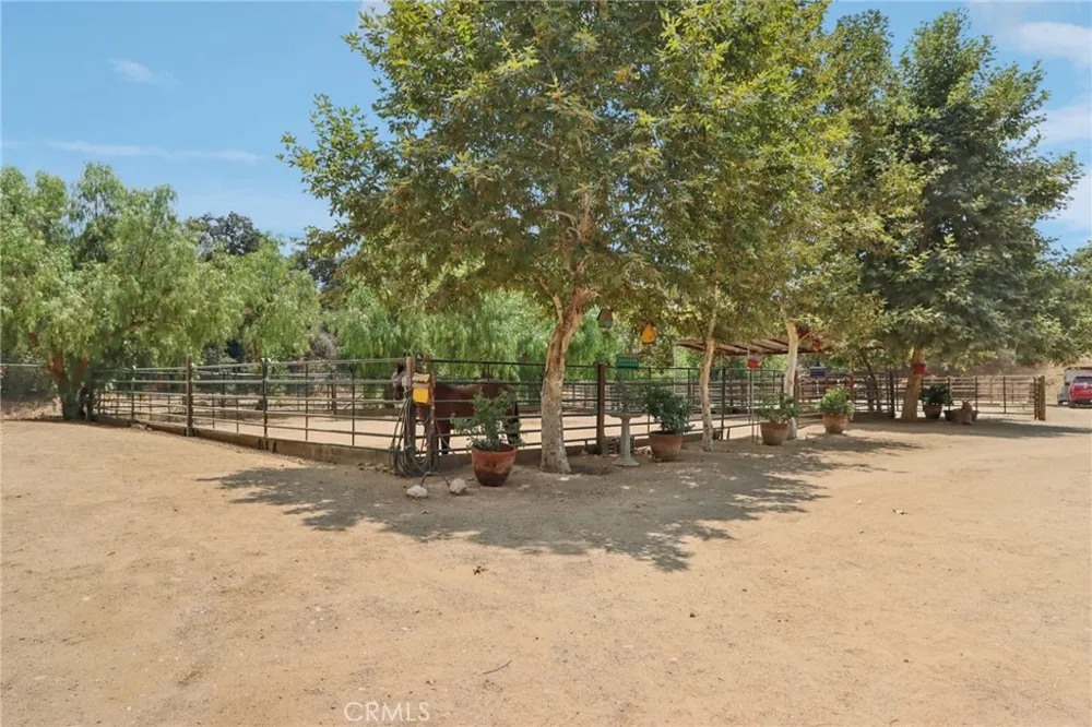 1951 Scarborough Lane San Dimas, CA 91773