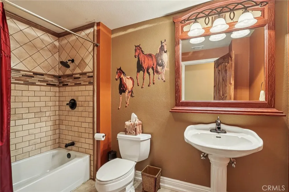 1951 Scarborough Lane San Dimas, CA 91773