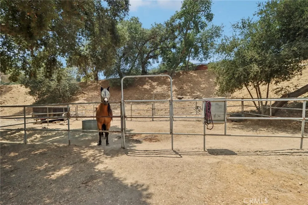 1951 Scarborough Lane San Dimas, CA 91773