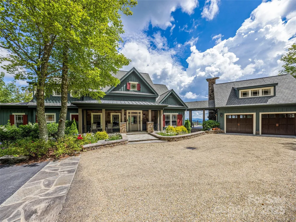 770 Meadow Ridge Drive Lake Toxaway, NC 28747