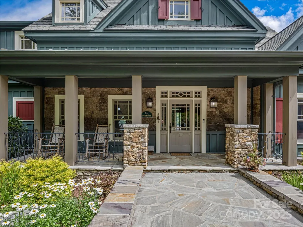 770 Meadow Ridge Drive Lake Toxaway, NC 28747
