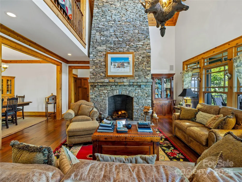 770 Meadow Ridge Drive Lake Toxaway, NC 28747