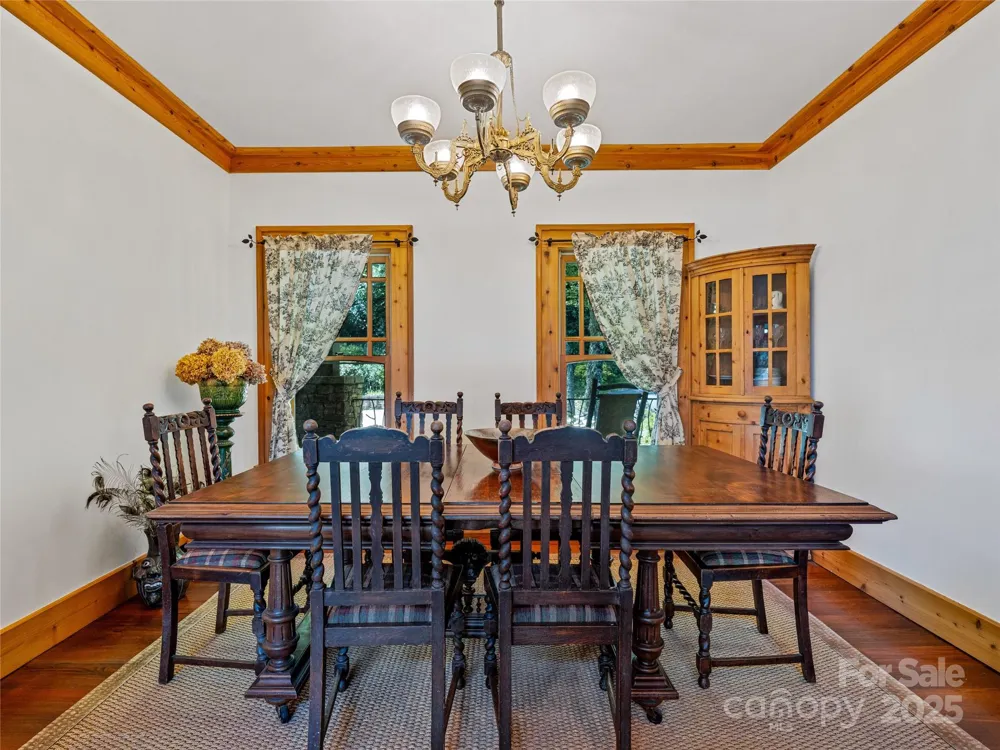 770 Meadow Ridge Drive Lake Toxaway, NC 28747
