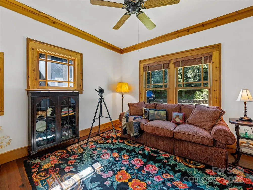 770 Meadow Ridge Drive Lake Toxaway, NC 28747