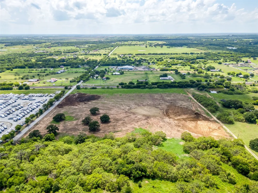 200 W Indian Hills Road Joshua, TX 76058