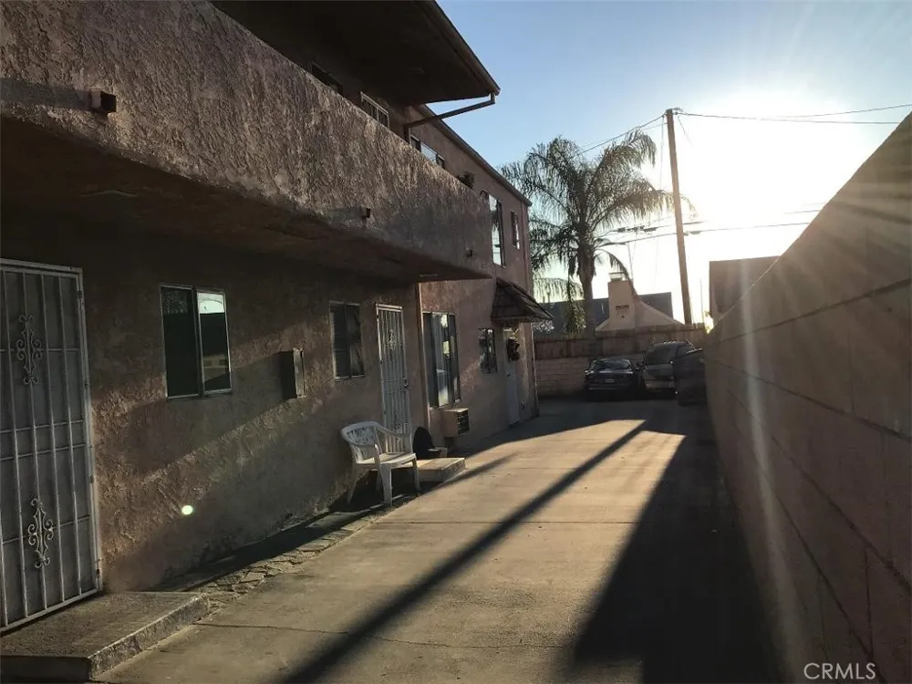 1000 Glenoaks Boulevard San Fernando, CA 91340