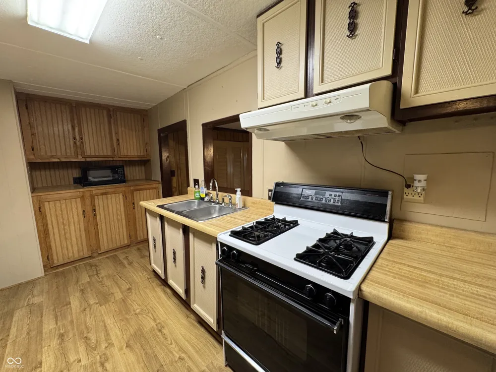 3514 W Mill Creek Drive Kingman, IN 47952
