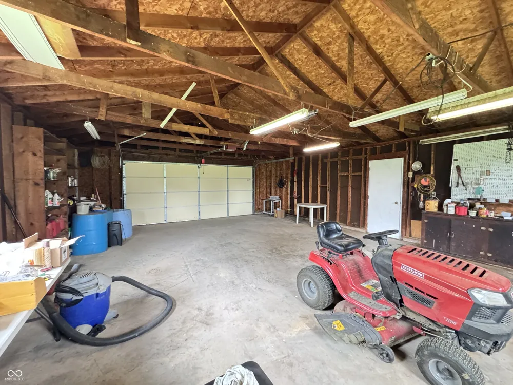 3514 W Mill Creek Drive Kingman, IN 47952