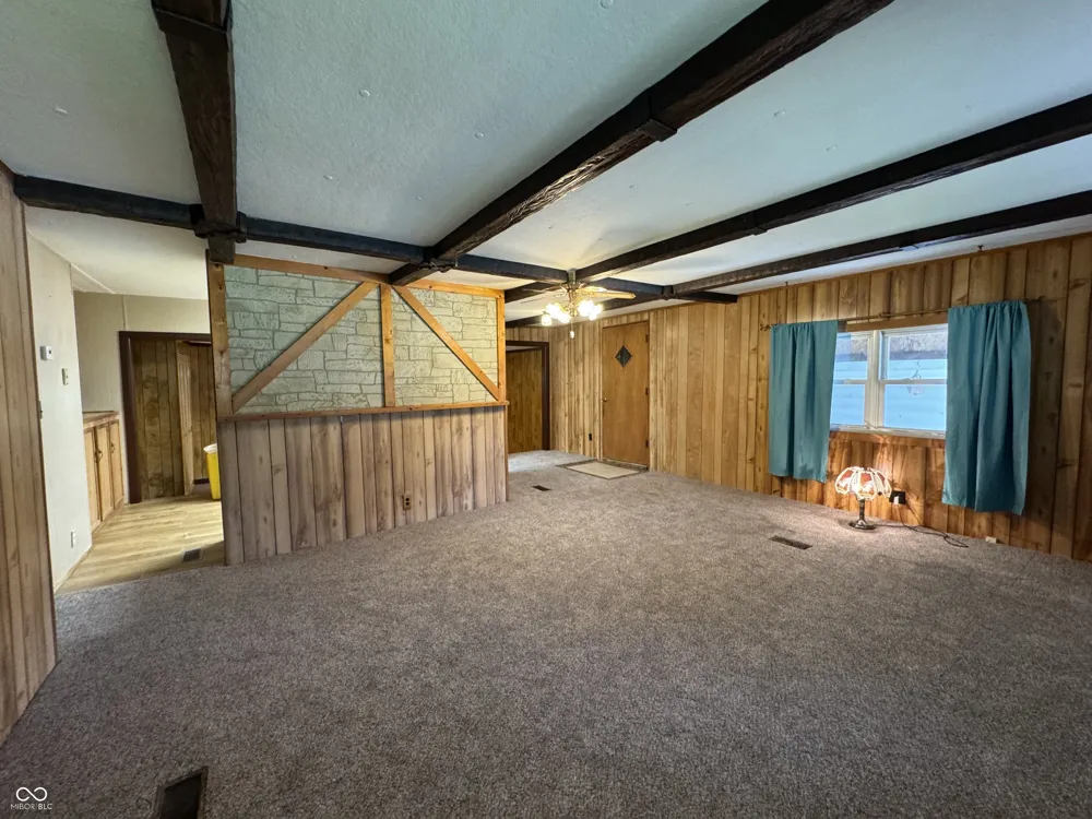 3514 W Mill Creek Drive Kingman, IN 47952