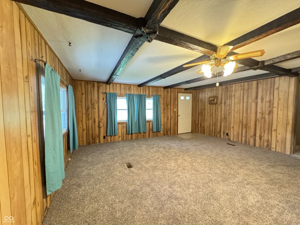 3514 W Mill Creek Drive Kingman, IN 47952