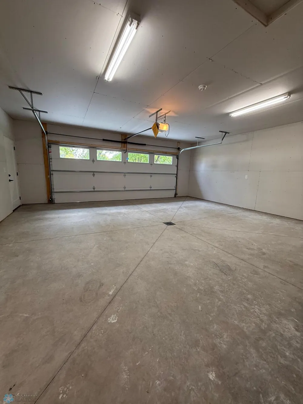 436 4th Street Wyndmere, ND 58081