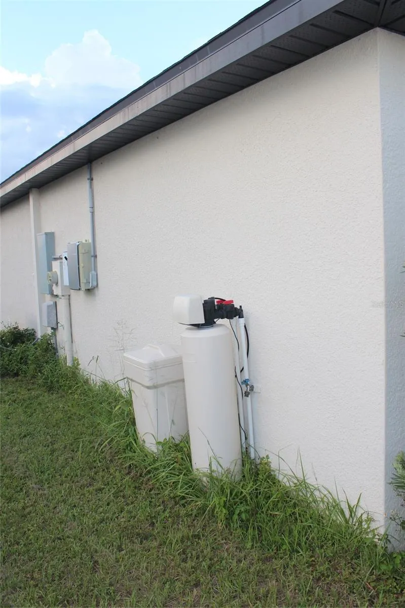 1733 CANAAN LOOP Dundee, FL 33838