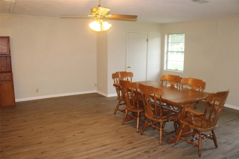 708 1st Street Winnie, TX 77665
