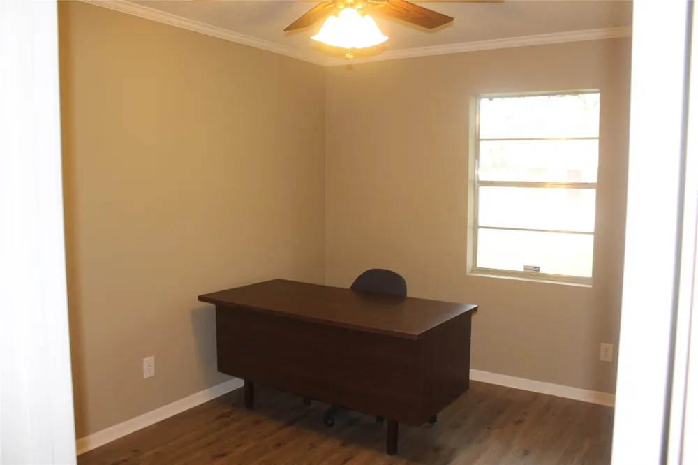 708 1st Street Winnie, TX 77665