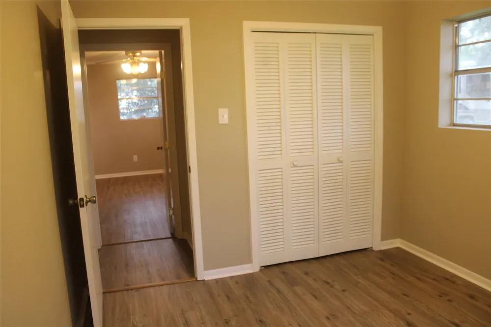 708 1st Street Winnie, TX 77665