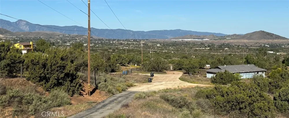 Niro Road Perris, CA 92570