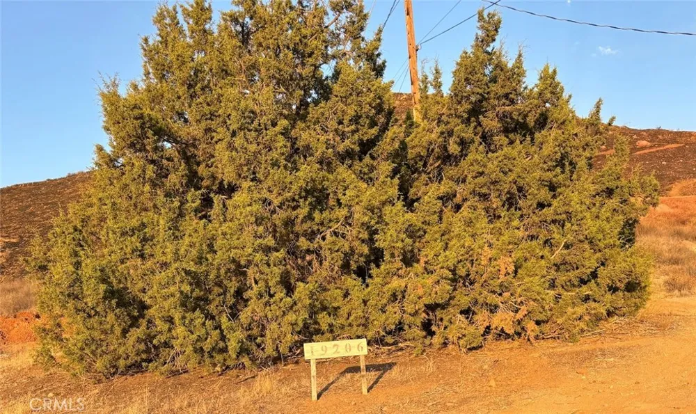 Niro Road Perris, CA 92570
