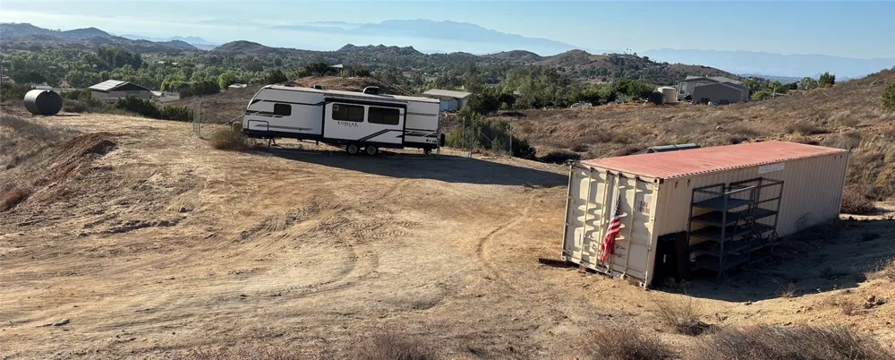 Niro Road Perris, CA 92570