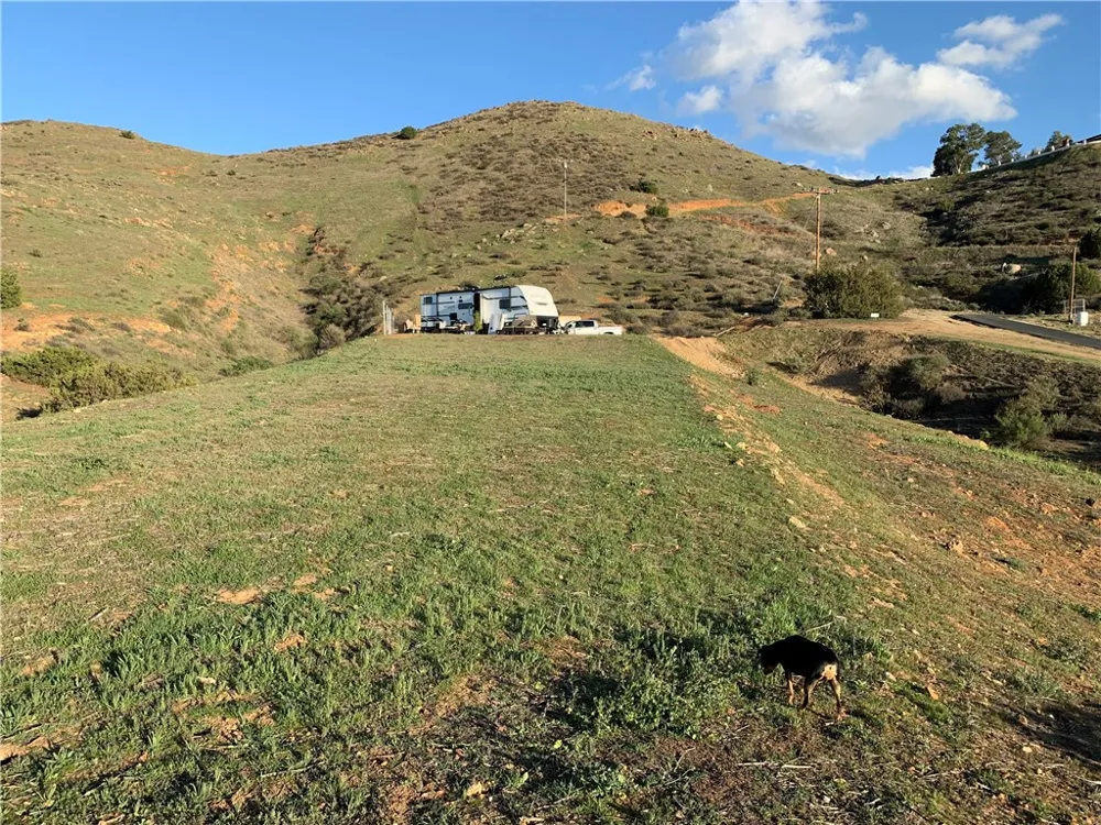 Niro Road Perris, CA 92570