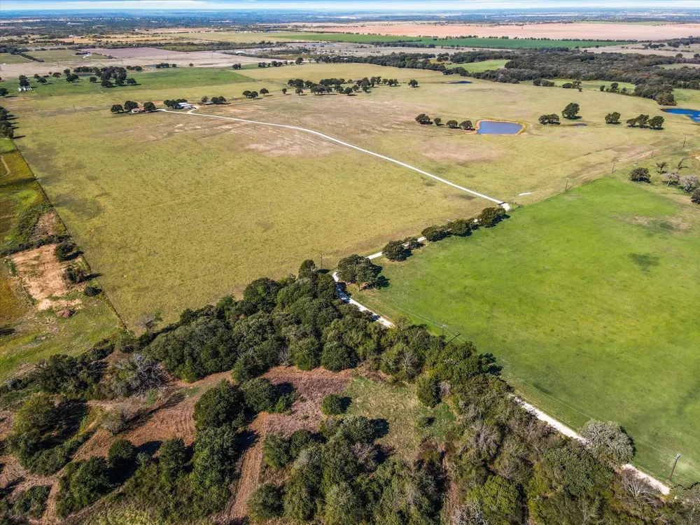 237 Hcr 1444 Blum, TX 76627