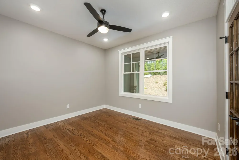 634 Hollybrook Drive Flat Rock, NC 28731
