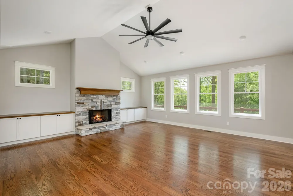 634 Hollybrook Drive Flat Rock, NC 28731