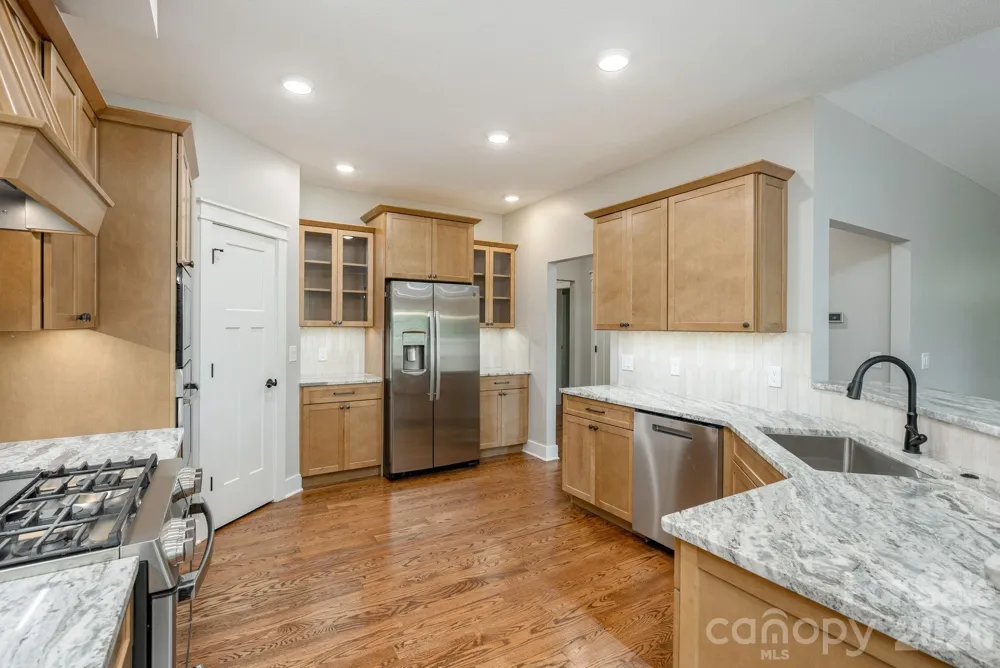 634 Hollybrook Drive Flat Rock, NC 28731