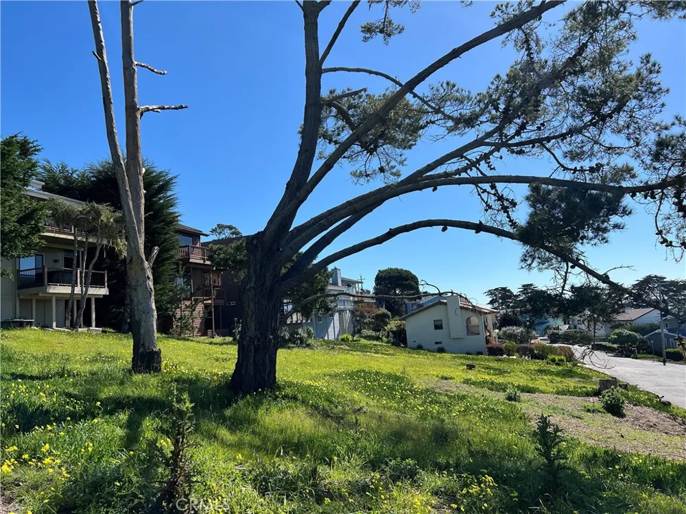 1970 Emmons Road Cambria, CA 93428