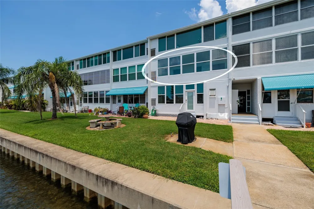 1893 SHORE DRIVE S #209 South Pasadena, FL 33707