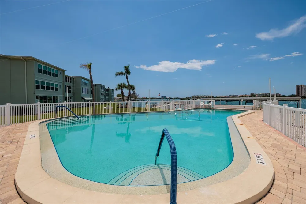 1893 SHORE DRIVE S #209 South Pasadena, FL 33707