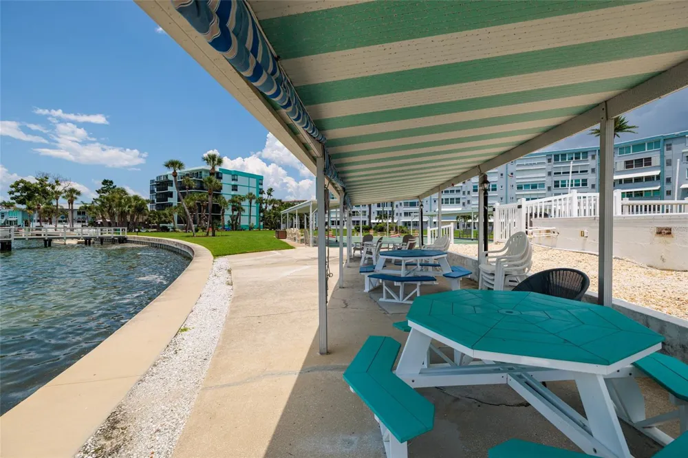 1893 SHORE DRIVE S #209 South Pasadena, FL 33707