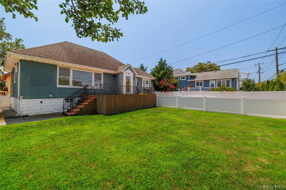 49 Barnes Street Long Beach, NY 11561