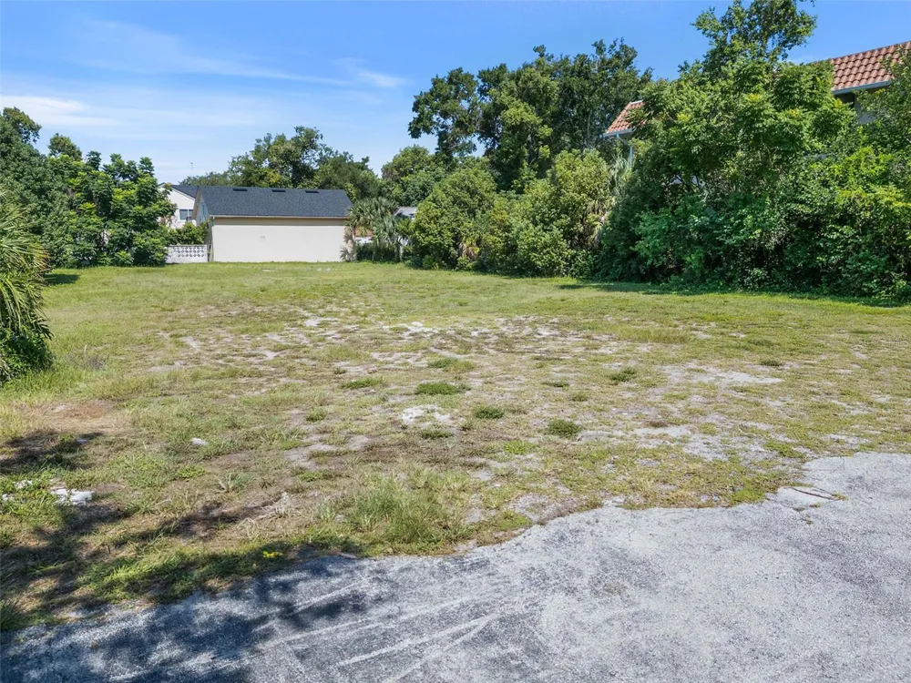 503 INTERLACHEN AVENUE Winter Park, FL 32789