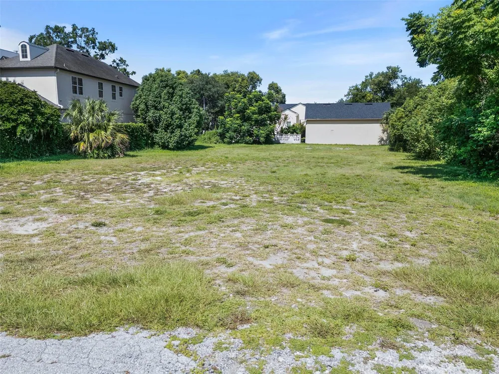 503 INTERLACHEN AVENUE Winter Park, FL 32789