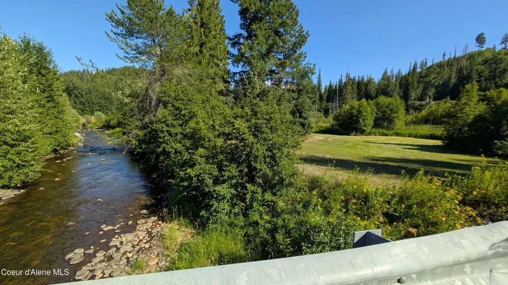 Tract 2 Deep Creak Loop Road Bonners Ferry, ID 83805