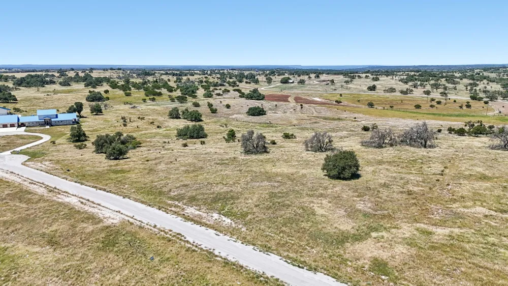 12 Reeh Road Harper, TX 78631